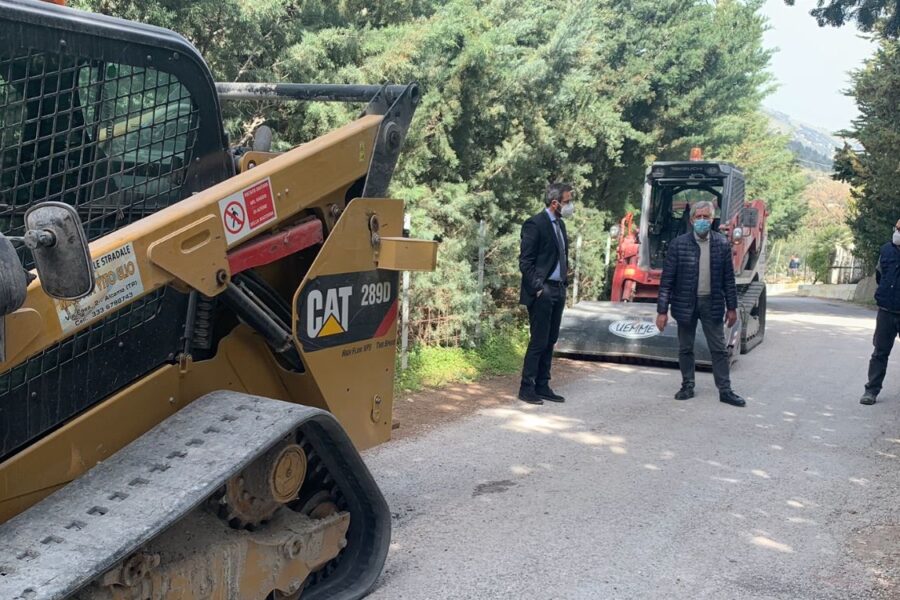 Partiti stamane i lavori di messa in sicurezza di via Cozzo del Pigno e via Barone