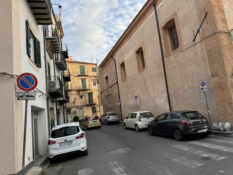 Partono i lavori in via Agonizzanti: la Polizia Municipale modifica il piano viario per snellire il traffico